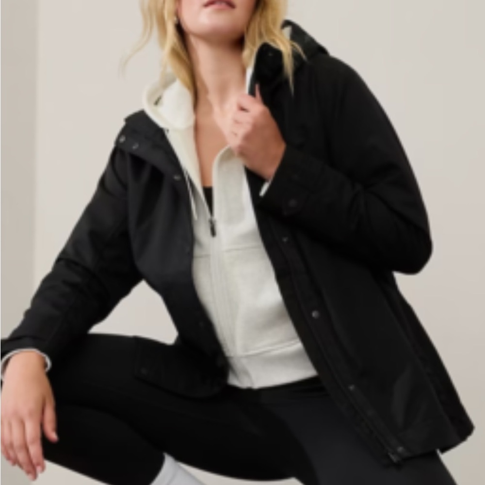 Athleta Rainout Sutro Trench